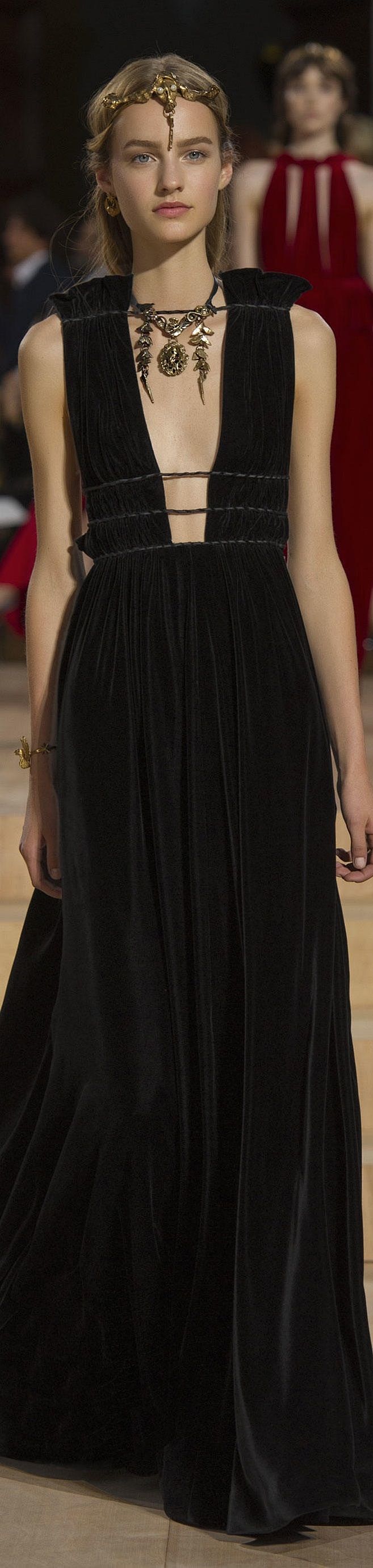 Valentino FW 2015 Co...