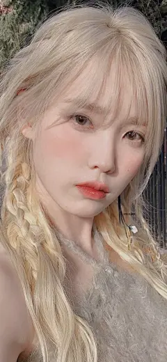 IU壁纸ᰔᯓ金发超级美的知恩宝宝 - 小红书