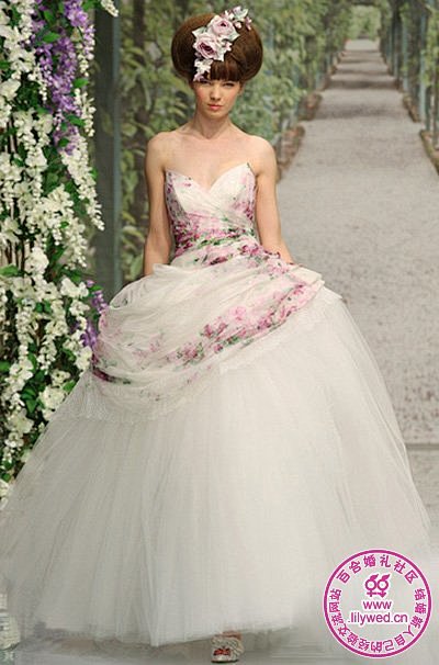 欧式春季新娘婚纱礼服 给你不一样的时尚气...