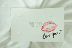 口红印,消息,白色,床,红色,嘴唇,音符,爱你,情书