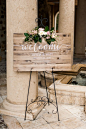 A gorgeous rustic welcome chart
