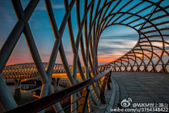 DannieLee采集到bridge-public space