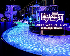 fawzO9Lk采集到地产发布