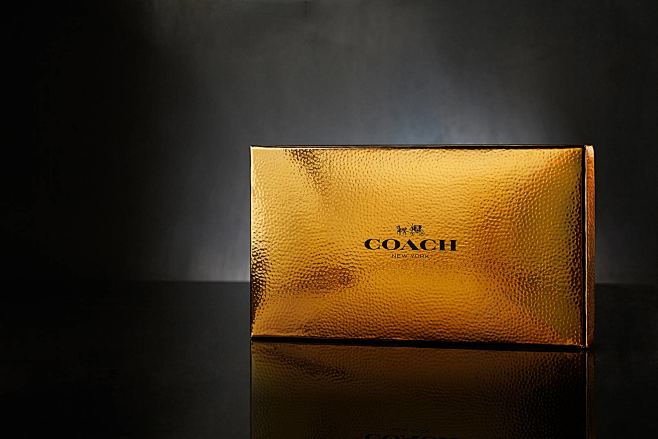 Coach holiday retail...