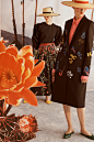 Carolina Herrera Resort 2019 Fashion Show : The complete Carolina Herrera Resort 2019 fashion show now on Vogue Runway.