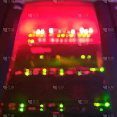灯光背景模糊，服务器红灯问题，散景报警