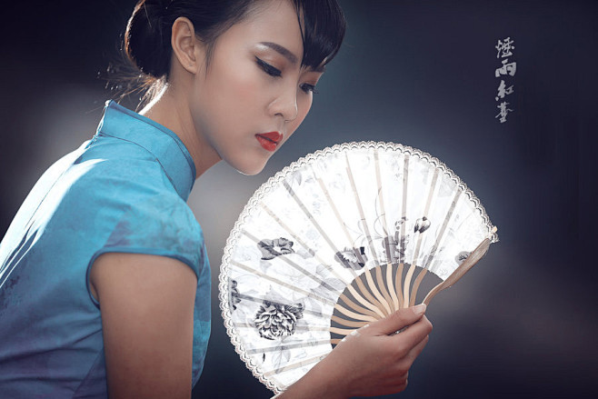 旗袍摄影：烟雨红尘 - 倾城网