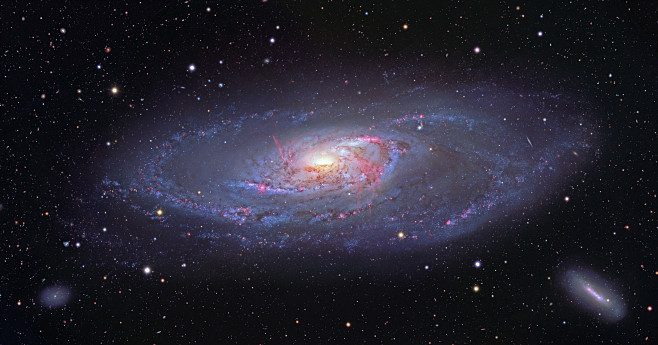 M106-NOAO-HST-L.jpeg...