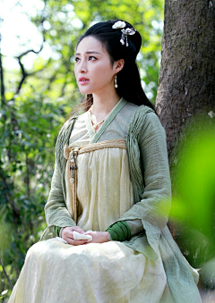 Audrely采集到点绛唇,两眉梢