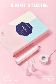 摄影师吃饭不吃草采集到吃饭不吃草的原创画板