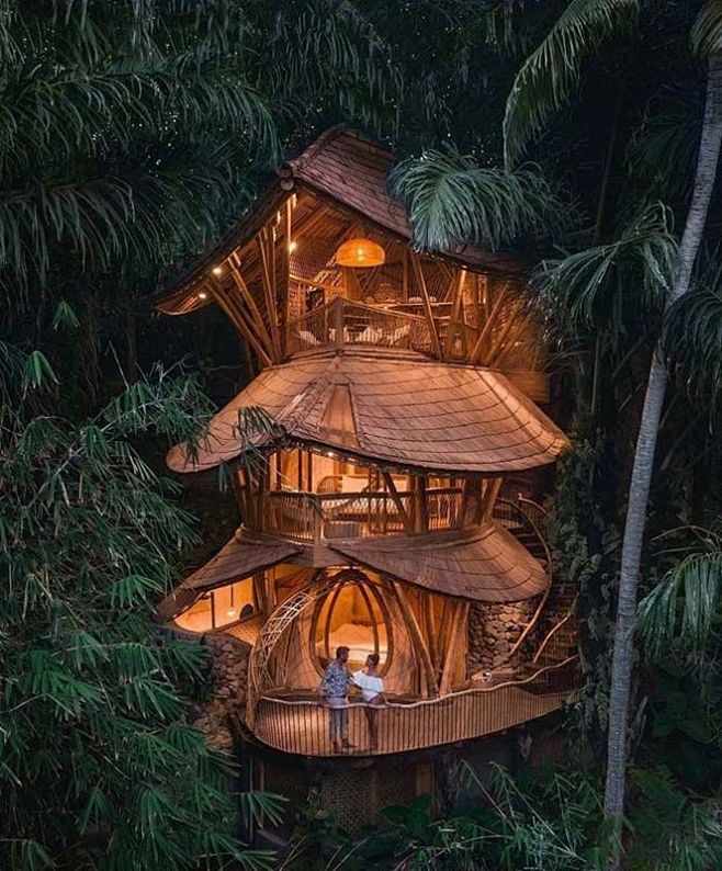 This hotel in Bali i...