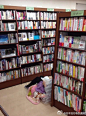 【梦想书店生活】ジュンク堂書店在11月1日～2日，在参加抽选的2,800人中，选出6名幸运书友，体验了住在书店的感受，在梦想的书海里随意翻滚~，想参加的伙伴密切注意下次募集咯…