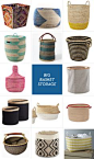 其中包括图片：Big Storage Baskets - Design Crush