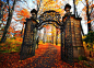 Gates to the Royal Castle in Warsaw