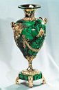 Russian Vase malachite, bronze. Height of 400 mm.@北坤人素材