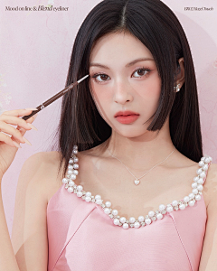 是小鱼YA~采集到模特-彩妆类