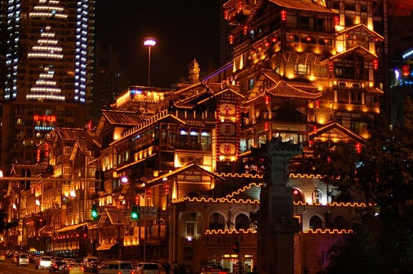 重庆是一个有赛博朋克质感的城市吗？ - ...