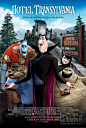 精灵旅社Hotel Transylvania，吸血鬼之王为了保护心爱的女儿远离人类，建造了一家五星级的怪物酒店，一位人类客人却误打误撞闯入了酒店并爱上了其女儿……