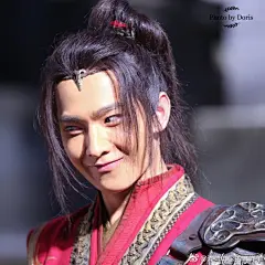 170325 武动乾坤探班  一个行走的表情包@杨洋icon ​​​#杨洋武动乾坤林动# ​​​​
