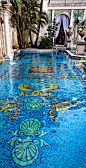 华丽，镀金马赛克游泳池的别墅由巴顿G.（原范思哲大厦）〜海洋大道，南海滩，迈阿密，佛罗里达州♥✤