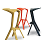 「Miura 吧凳」
制造商：DPlank Collezioni GmbH, Auer
设计者：Konstantin Grcic Industrial Design, München