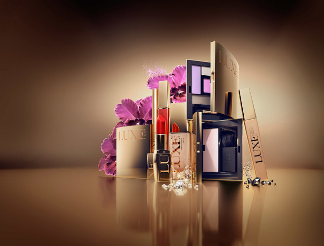 AVON Luxe Collection...