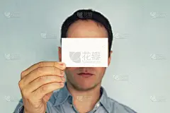 水平画幅,男商人,人的眼睛,空白的,手,拿着,名片,青年男人,拜访,关