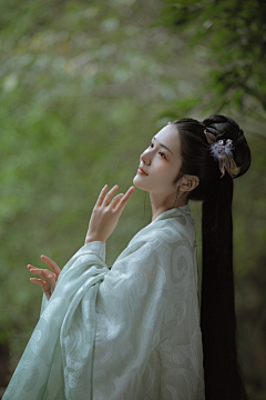 欧阳小风采集到汉服