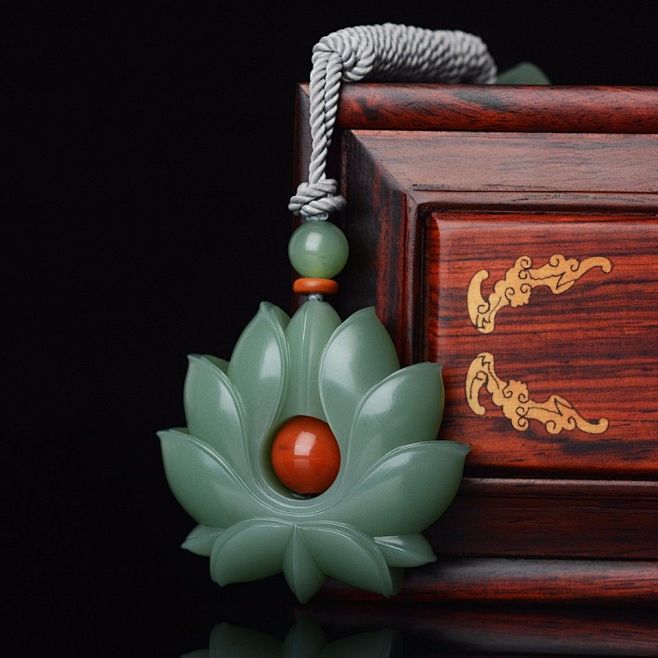 莲开九品 李卓作品-玉雕界