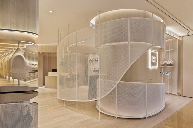 商业空间时尚空间设计芝作室reginamiracle维珍尼店铺设计服装店设计