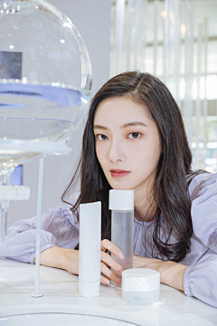 邱CCii采集到哈咯cici