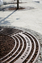 Tree Grates that actually a. won't harm the tree/leave room for expansion, b. identify the tree in a tasteful, low-profile wayTrees Grateful, Landarch Urbandesign, Laser Cut, Trees Leaves Room, Tree Grate, Cut Trees, Tripla Italy, Drainage Design Street, 