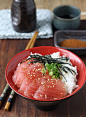 Tuna Sashimi Rice Bowl （联系qq 1719624769备注菜谱 可领取史上最全的美食食谱笔记）
 【关注公众号：shise78 每天高质量菜谱分享】博客 http://blog.sina.com.cn/u/5536485732   
  食色空间厨艺大赛qq群：2987025042