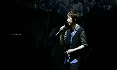 #JustRockIt##五月天香港演唱会#5/27 和你们一起在历史洪荒里留下漂亮的一笔，也是我的荣幸呢。（PS：图7、8作为壁纸非常有立体感哦，哈哈哈~） 