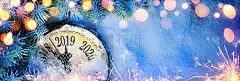 2019年新年——用钟表和灯光庆祝新年