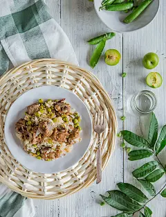 @大V宝剑 ⇐点击获取更多 壁纸 美图 桌面壁纸 分镜 摄影 生活摄影 服饰摄影 美食摄影 花艺摄影 动物 名画 风景 动漫