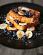 蓝莓 香蕉 法式土司 早餐食品 食品 早餐
