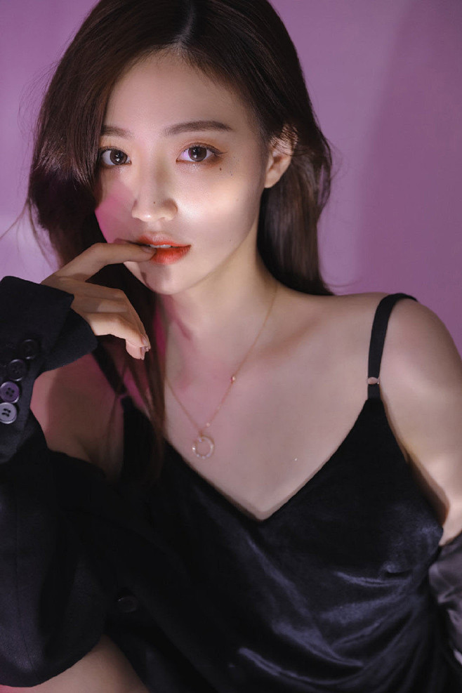 高颜值御姐美女吊带黑裙性感撩人写真612性感美女美桌网