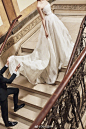 Carolina Herrera Bridal Spring 2019｜简洁耐看的经典婚纱款式，别致高级的表现手法～ ​​​​