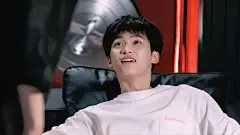 倒计时30小时
田栩宁 ✘ 梓渝
修图壁纸（第二十二集）
拼图壁纸专栏 · ChiWu_Vision | 双人​​​@ChiWu_Vision，采集@屿堍