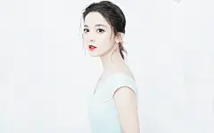 古力娜扎仙气十足写真桌面壁纸