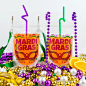 NeckSip® - Free Your Hands! 在 Instagram 上发布：“It's that time!  #throwmesomethingmister #happymardigras #happyfattuesday #wearyourdrink #freeyourhands #catchmorebeads”