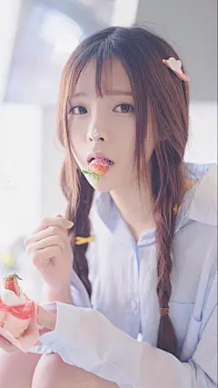 性感美女居家慵懒写真手机壁纸