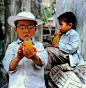 80年代日摄影师秋山亮二出版中国小朋友日常生活写真集《你好小朋友》