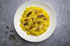 扎尔达 · 赖斯或米特 · 查瓦尔