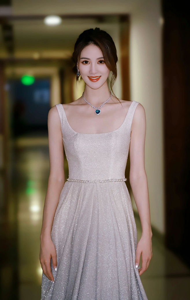 李丹儿