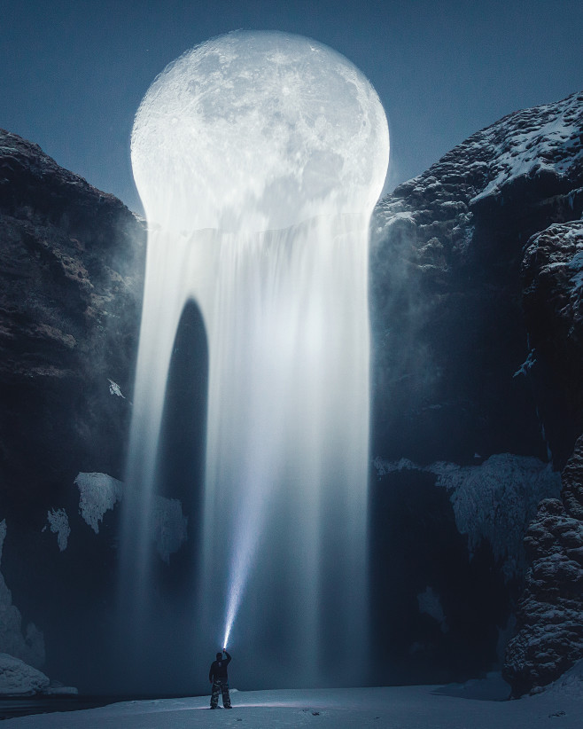 MOON WATERFALL