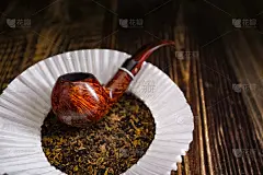 用烟叶抽烟斗