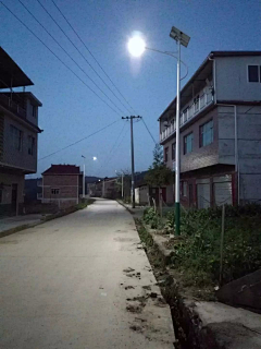 凡素Yile采集到太阳能路灯