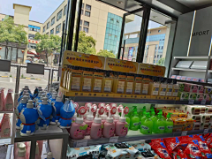 孤城放逐采集到品牌陈列图